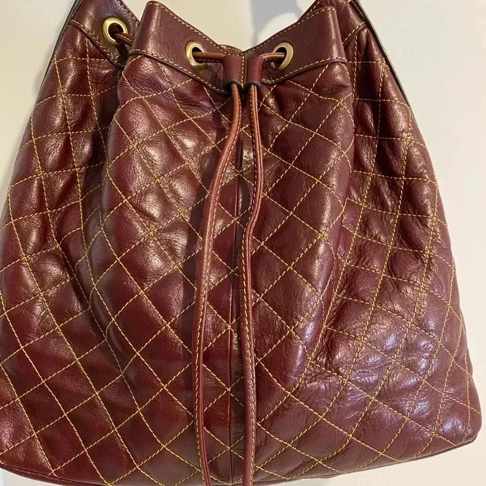 Hilfiger Quilted crimson leather hobo handbag